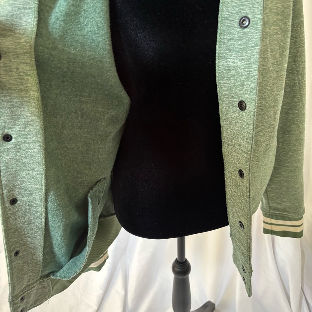 Brooklyn Cloth Green Bomber Jacket with Ribbed Detailing - Picture 4 of 6